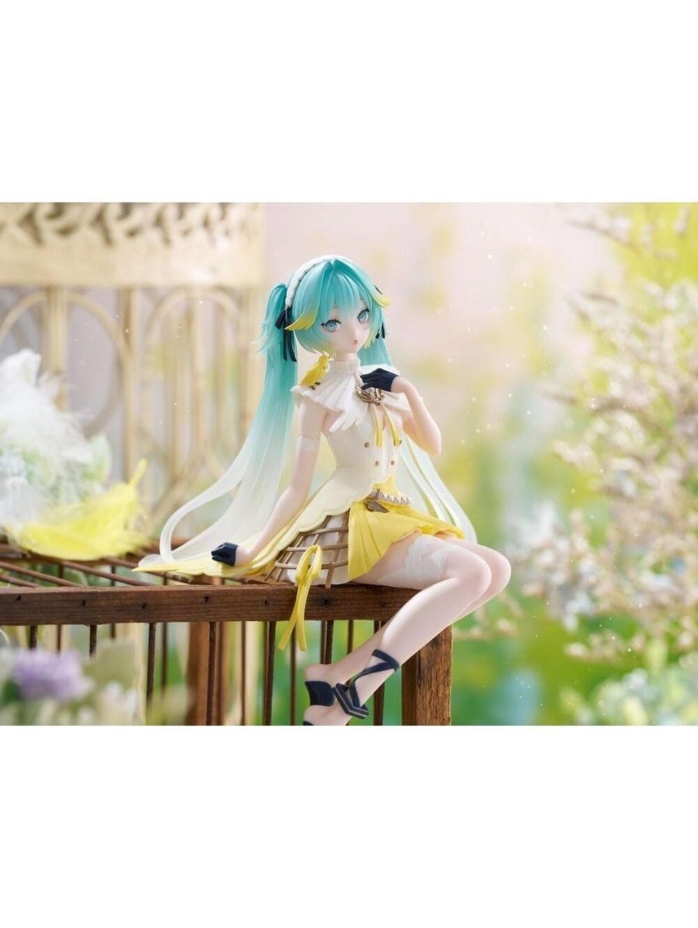 FuRyu Hatsune Miku Figure Yellow Excelsior Contact Vocaloid Bird